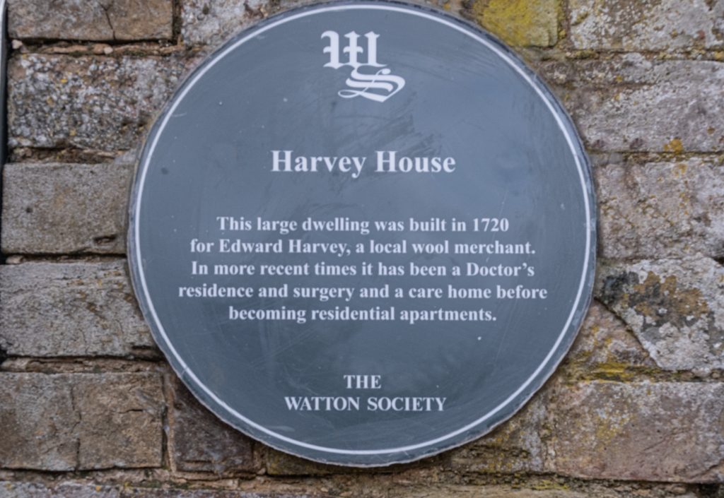 This image has an empty alt attribute; its file name is Harvey-House-plaque-March-2022-DSCF5199-1024x705.jpg